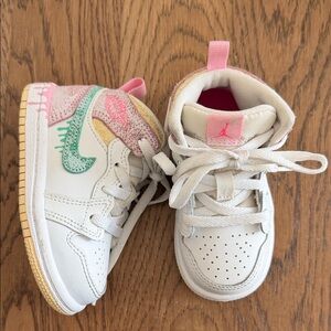 Jordan 1 Mid SE 'Ice Cream